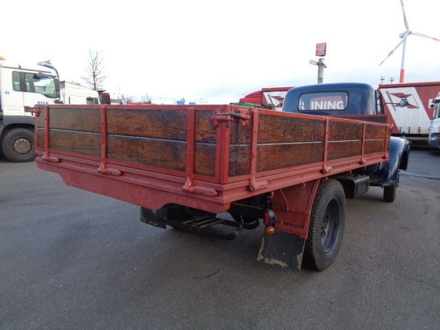 Bedford A 5LCG 5 TONNER - Dropside/ Flatbed truck: picture 3 Bedford A 5LCG 5 TONNER - Dropside/ Flatbed truck: picture 3