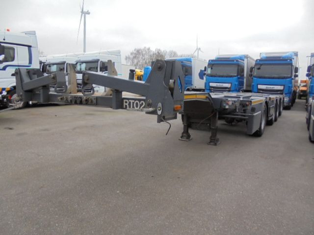 D-Tec CT-53-04D - Container transporter/ Swap body semi-trailer: picture 1 D-Tec CT-53-04D - Container transporter/ Swap body semi-trailer: picture 1
