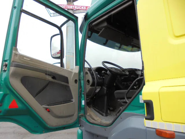 DAF FAD 85-460 8X4 - Dropside/ Flatbed truck, Crane truck: picture 5 DAF FAD 85-460 8X4 - Dropside/ Flatbed truck, Crane truck: picture 5