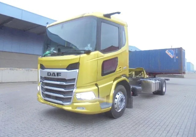 DAF XD 260 FA DEMO RHD - Cab chassis truck: picture 1 DAF XD 260 FA DEMO RHD - Cab chassis truck: picture 1