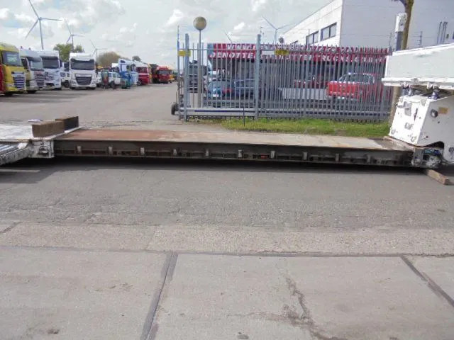 Low loader semi-trailer Faymonville F-S42-1ACA: picture 17