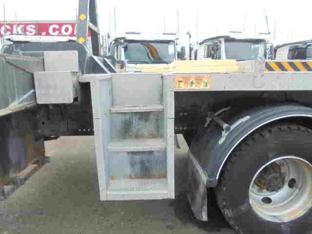 Truck mounted aerial platform Hino 700 6X4: picture 14 Truck mounted aerial platform Hino 700 6X4: picture 14