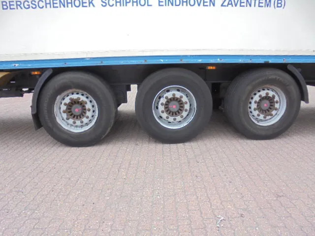 Closed box semi-trailer Kögel S 24: picture 10