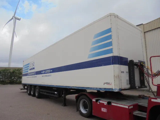 Kögel S 24 - Closed box semi-trailer: picture 2 Kögel S 24 - Closed box semi-trailer: picture 2