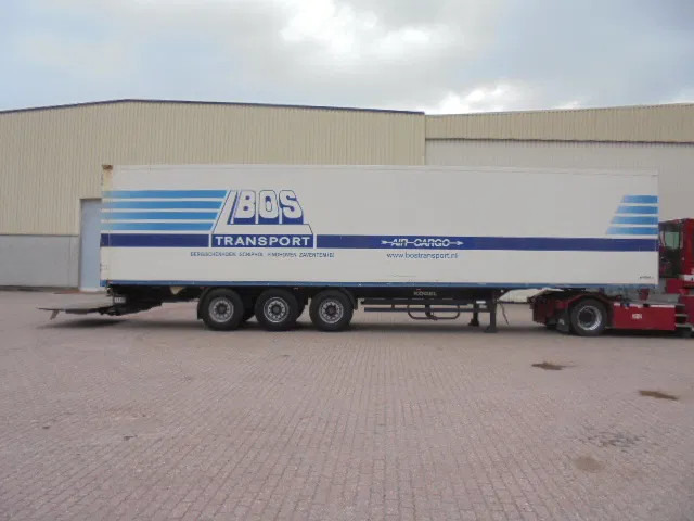 Closed box semi-trailer Kögel S 24: picture 6