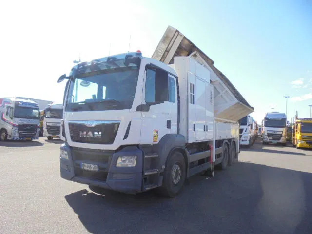 MAN TGS 33.440 ZAND ZUIGER - Vacuum truck: picture 1 MAN TGS 33.440 ZAND ZUIGER - Vacuum truck: picture 1
