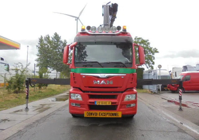 MAN TGS 35.480 LX 8X2 NL KENTEKEN APK 07-26 - Crane truck: picture 2 MAN TGS 35.480 LX 8X2 NL KENTEKEN APK 07-26 - Crane truck: picture 2