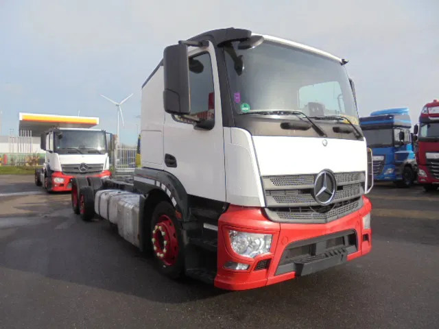 Mercedes-Benz 2340 6X2 NL TRUCK - Autotransporter truck: picture 3 Mercedes-Benz 2340 6X2 NL TRUCK - Autotransporter truck: picture 3