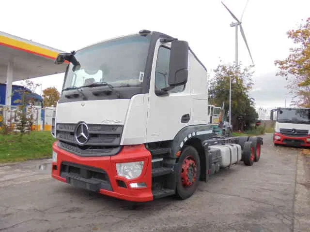 Mercedes-Benz Actros 2340 6X2 EUR 6 - Autotransporter truck: picture 1 Mercedes-Benz Actros 2340 6X2 EUR 6 - Autotransporter truck: picture 1