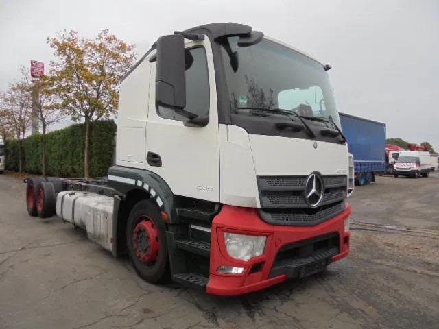 Mercedes-Benz Actros 2340 6X2 EUR 6 - Autotransporter truck: picture 3 Mercedes-Benz Actros 2340 6X2 EUR 6 - Autotransporter truck: picture 3
