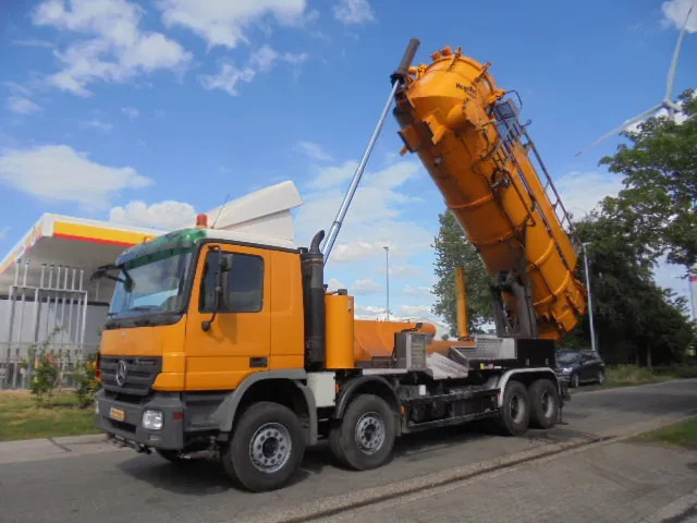 Mercedes-Benz Actros 4141K MEGA VAC - Vacuum truck: picture 1 Mercedes-Benz Actros 4141K MEGA VAC - Vacuum truck: picture 1