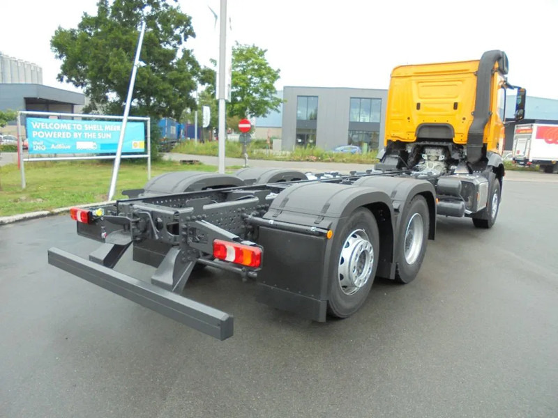 Mercedes-Benz Arocs AROCS 2848 6X2 MET FABRIEKS GARANTIE - Cab chassis truck: picture 3 Mercedes-Benz Arocs AROCS 2848 6X2 MET FABRIEKS GARANTIE - Cab chassis truck: picture 3