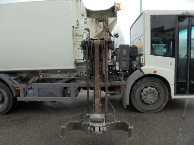 Mercedes-Benz Econic 2629 LLTNLA 6X2/4 - Garbage truck: picture 3 Mercedes-Benz Econic 2629 LLTNLA 6X2/4 - Garbage truck: picture 3