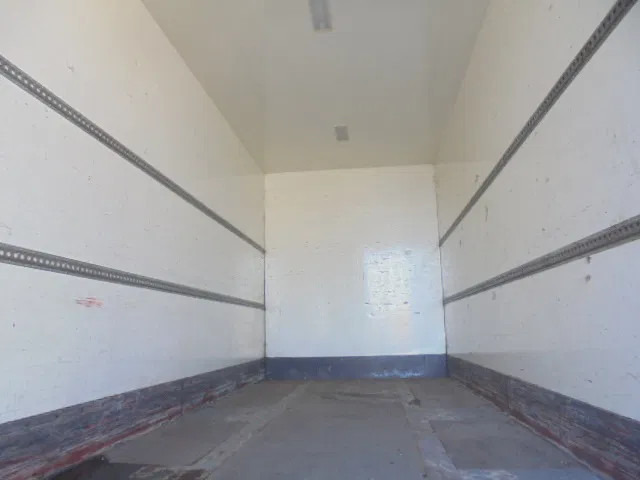 Closed box trailer Pacton MXD218: picture 11