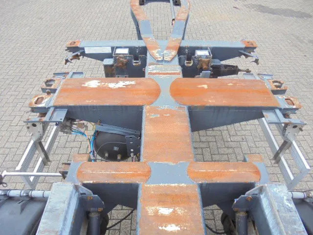 Container transporter/ Swap body semi-trailer Pacton T3-010 NL KENTEKEN: picture 17 Container transporter/ Swap body semi-trailer Pacton T3-010 NL KENTEKEN: picture 17