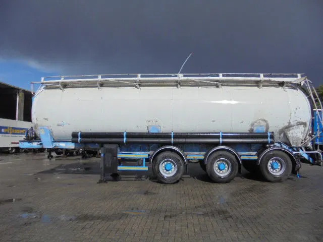 SPITZER BP SK 50 - Tank semi-trailer: picture 2 SPITZER BP SK 50 - Tank semi-trailer: picture 2