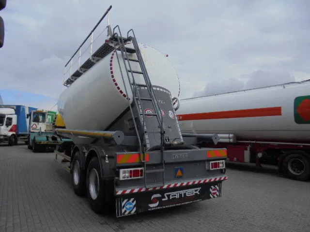 Saitek BULKTRAILER - Tank semi-trailer: picture 5 Saitek BULKTRAILER - Tank semi-trailer: picture 5
