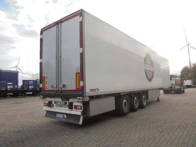 Schmitz Cargobull SKO + ATP 09-2026 ONLY 973 HOURS - Refrigerator semi-trailer: picture 4 Schmitz Cargobull SKO + ATP 09-2026 ONLY 973 HOURS - Refrigerator semi-trailer: picture 4