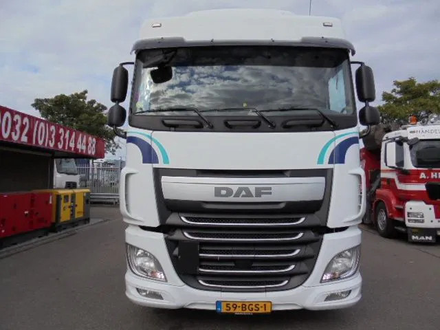 DAF XF 440 EURO 6 - Tractor unit: picture 2 DAF XF 440 EURO 6 - Tractor unit: picture 2