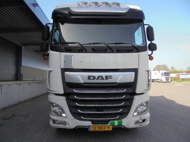 DAF XF 450 - Tractor unit: picture 2 DAF XF 450 - Tractor unit: picture 2