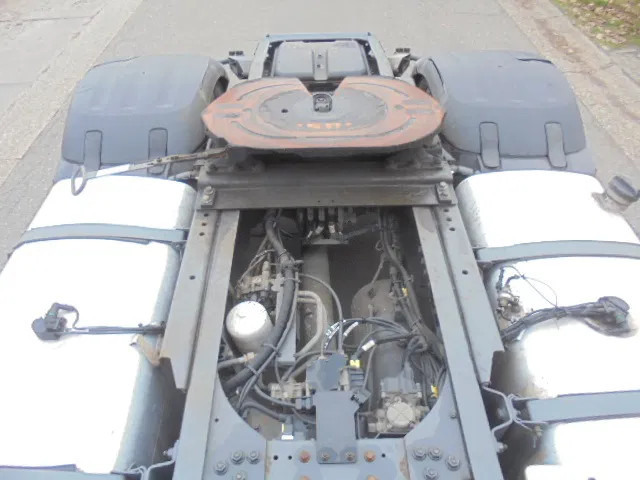 Tractor unit DAF XF 480 SUPERSPACECAB: picture 7