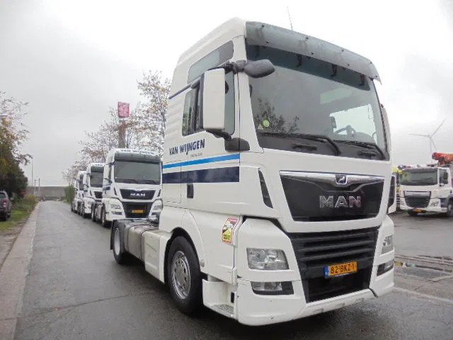 MAN TGA 18.480 XXL LLS-U NEW TYPE TACH0 MEGA - Tractor unit: picture 3 MAN TGA 18.480 XXL LLS-U NEW TYPE TACH0 MEGA - Tractor unit: picture 3