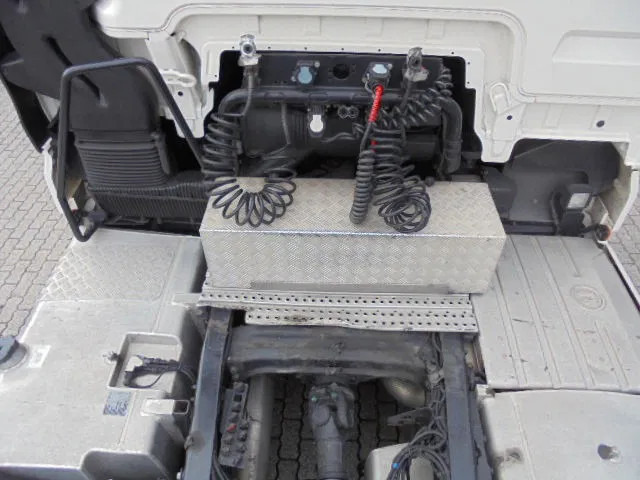 Tractor unit MAN TGX 26-480 XXL NEW TYPE TACHO-SMART TACHO: picture 11 Tractor unit MAN TGX 26-480 XXL NEW TYPE TACHO-SMART TACHO: picture 11