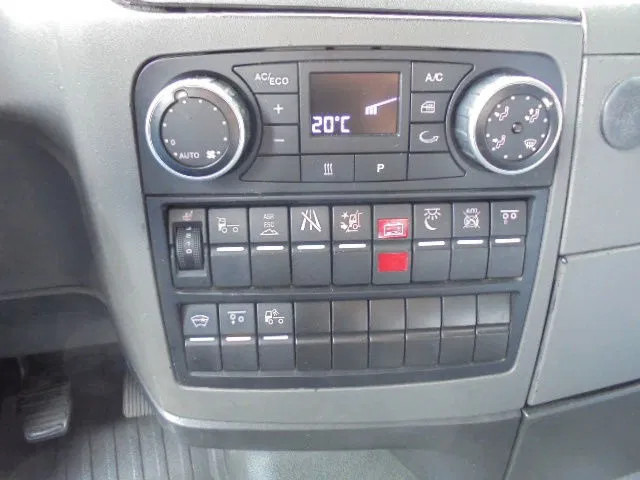 Tractor unit MAN TGX 26-480 XXL NEW TYPE TACHO-SMART TACHO: picture 17 Tractor unit MAN TGX 26-480 XXL NEW TYPE TACHO-SMART TACHO: picture 17