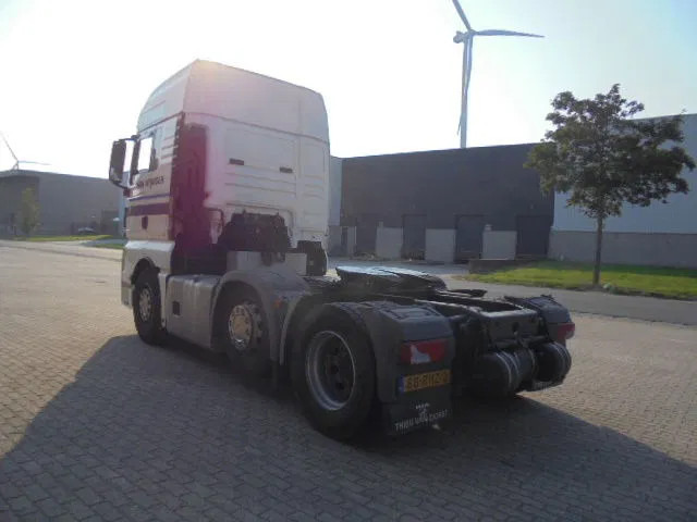 Tractor unit MAN TGX 28.480 6X2 XXL: picture 8