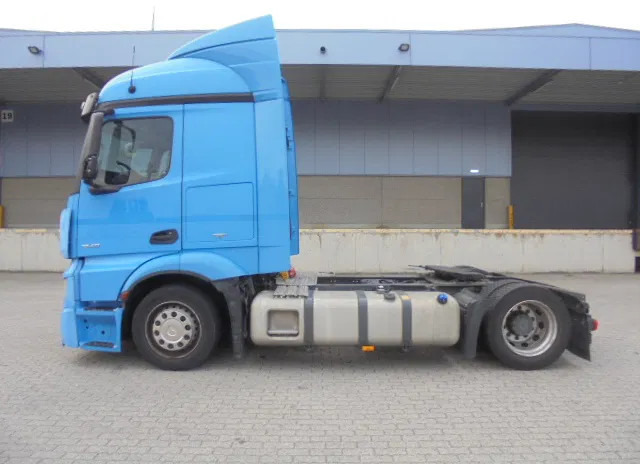 Mercedes-Benz Actros 1840 NL TRUCK APK 03-2026 - Tractor unit: picture 4 Mercedes-Benz Actros 1840 NL TRUCK APK 03-2026 - Tractor unit: picture 4
