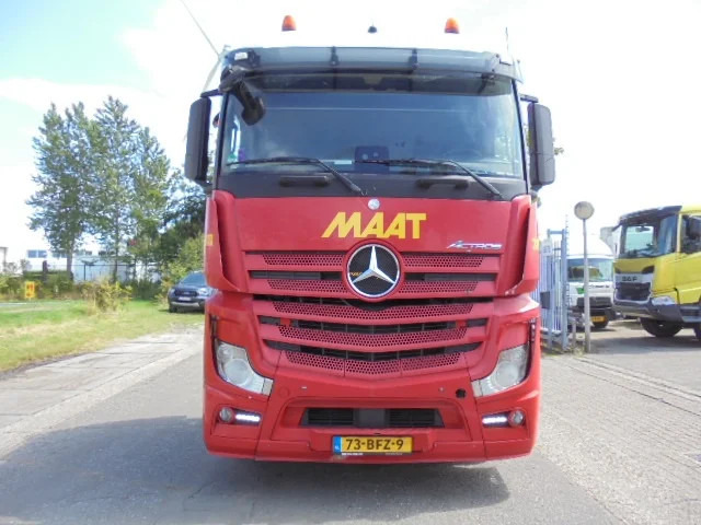 Mercedes-Benz Actros 1843 - Tractor unit: picture 2 Mercedes-Benz Actros 1843 - Tractor unit: picture 2