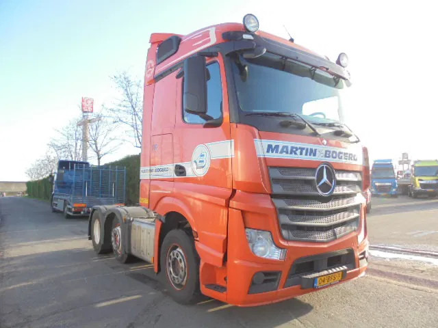 Mercedes-Benz Actros 2645 EUR6 6X2 - Tractor unit: picture 3 Mercedes-Benz Actros 2645 EUR6 6X2 - Tractor unit: picture 3
