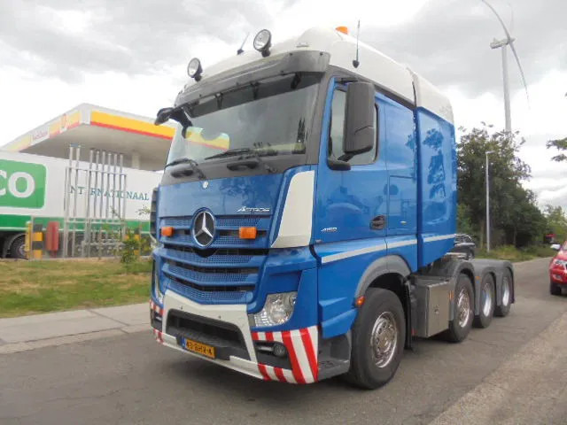 Mercedes-Benz Actros 4158 8X4 180 TON NL KENTEKEN - Tractor unit: picture 1 Mercedes-Benz Actros 4158 8X4 180 TON NL KENTEKEN - Tractor unit: picture 1