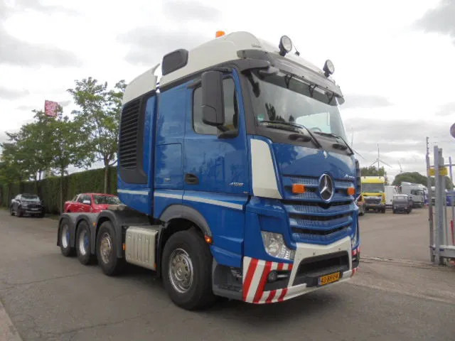 Mercedes-Benz Actros 4158 8X4 180 TON NL KENTEKEN - Tractor unit: picture 3 Mercedes-Benz Actros 4158 8X4 180 TON NL KENTEKEN - Tractor unit: picture 3