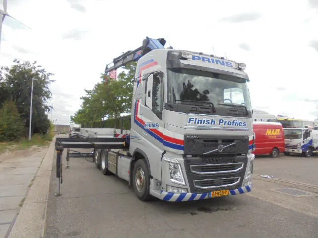 Volvo FH 420 6X2 NL TRUCK - Tractor unit: picture 4 Volvo FH 420 6X2 NL TRUCK - Tractor unit: picture 4