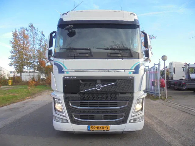 Volvo FH 460 6X2 NL TRUCK APK 02/26 - Tractor unit: picture 2 Volvo FH 460 6X2 NL TRUCK APK 02/26 - Tractor unit: picture 2