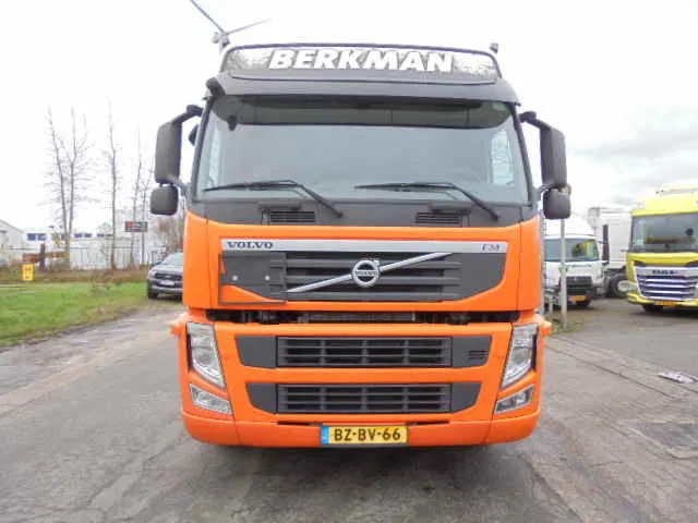Volvo FM 410 6X2 ADR + HYDRAULICS NL TRUCK - Tractor unit: picture 2 Volvo FM 410 6X2 ADR + HYDRAULICS NL TRUCK - Tractor unit: picture 2