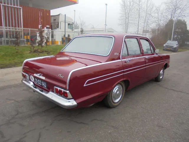 Sedan Vauxhall VX 4.90: picture 6