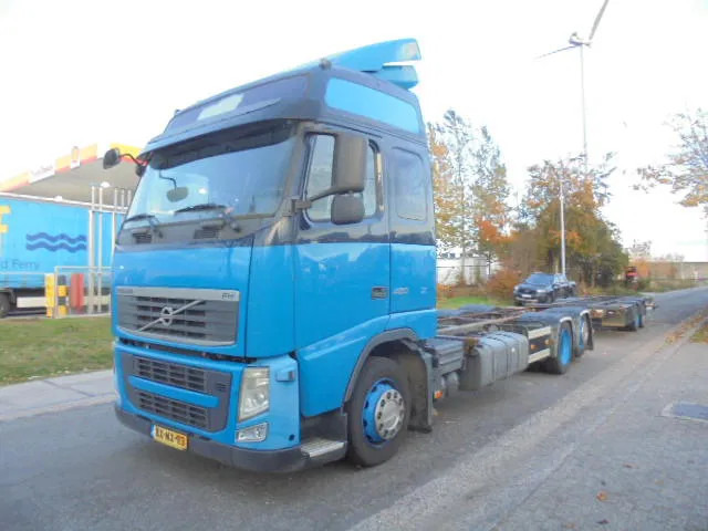 Volvo FH 420 6X2 NL TRUCK - Container transporter/ Swap body truck: picture 1 Volvo FH 420 6X2 NL TRUCK - Container transporter/ Swap body truck: picture 1