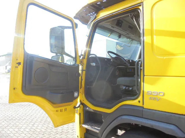Leasing of Volvo FM 330 KAESBOHRER METAGO NL TRUCK Volvo FM 330 KAESBOHRER METAGO NL TRUCK: picture 6 Leasing of Volvo FM 330 KAESBOHRER METAGO NL TRUCK Volvo FM 330 KAESBOHRER METAGO NL TRUCK: picture 6