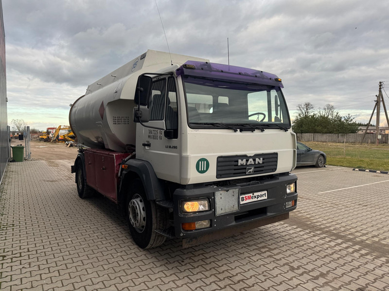 MAN FE 18.280, 13300 l - Tank truck: picture 2 MAN FE 18.280, 13300 l - Tank truck: picture 2