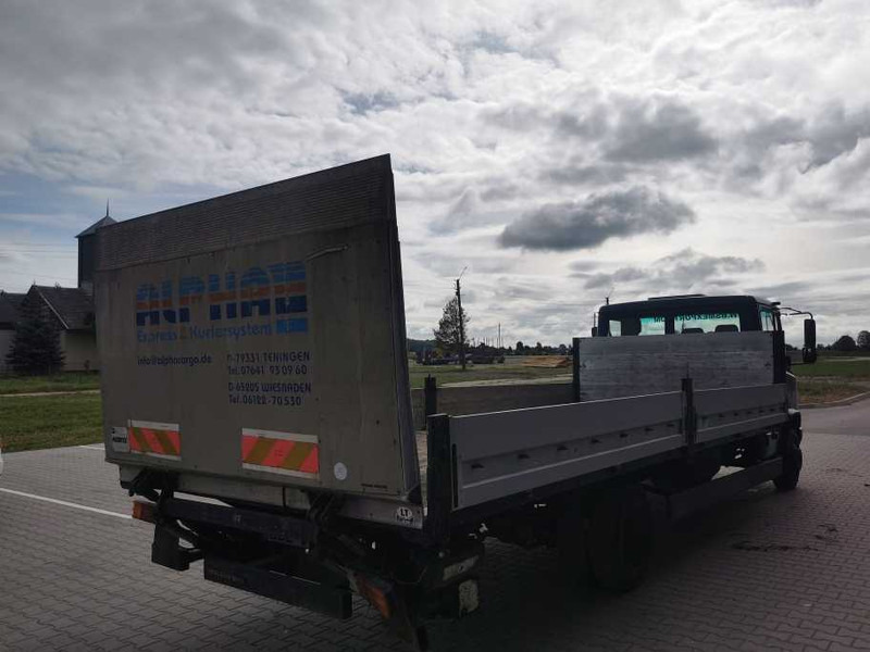 Mercedes-Benz 814 Vario - Flatbed van: picture 4 Mercedes-Benz 814 Vario - Flatbed van: picture 4
