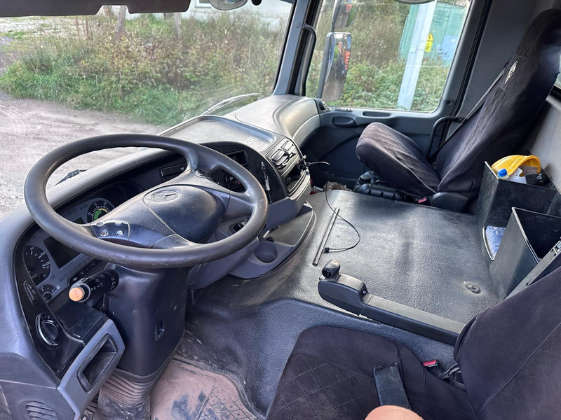 Mercedes-Benz Actros 4146, 8x6 - Tipper: picture 5 Mercedes-Benz Actros 4146, 8x6 - Tipper: picture 5