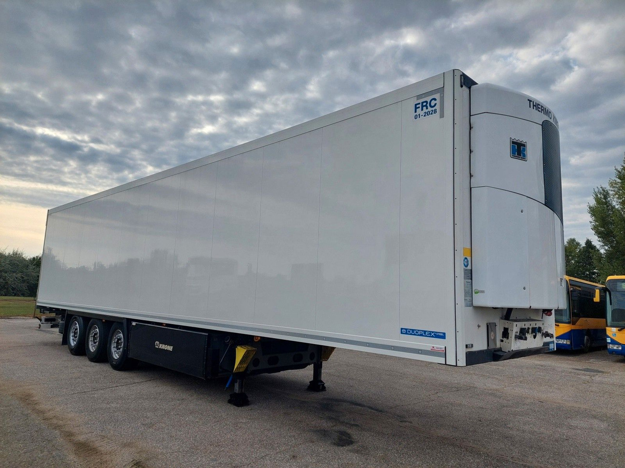 Krone SD Thermo King SLXi 300 - Refrigerator semi-trailer: picture 2 Krone SD Thermo King SLXi 300 - Refrigerator semi-trailer: picture 2