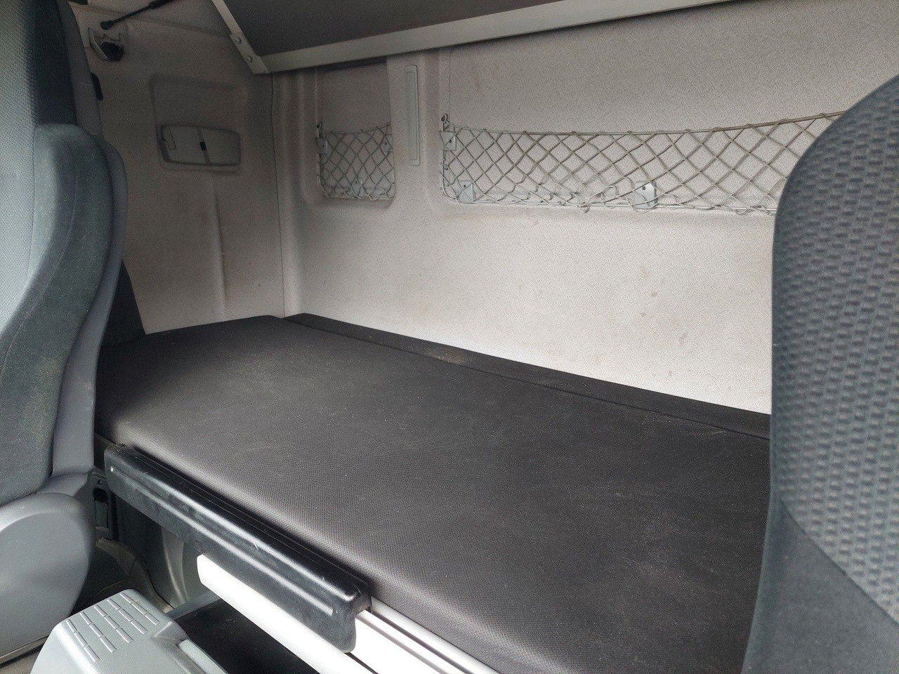 Tractor unit MAN TGX 18.480 4x2 LLS-U: picture 16