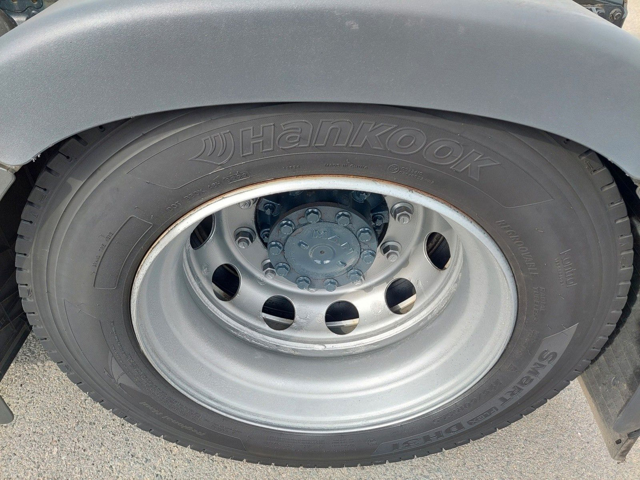 Tractor unit MAN TGX 18.480 4x2 LLS-U: picture 9