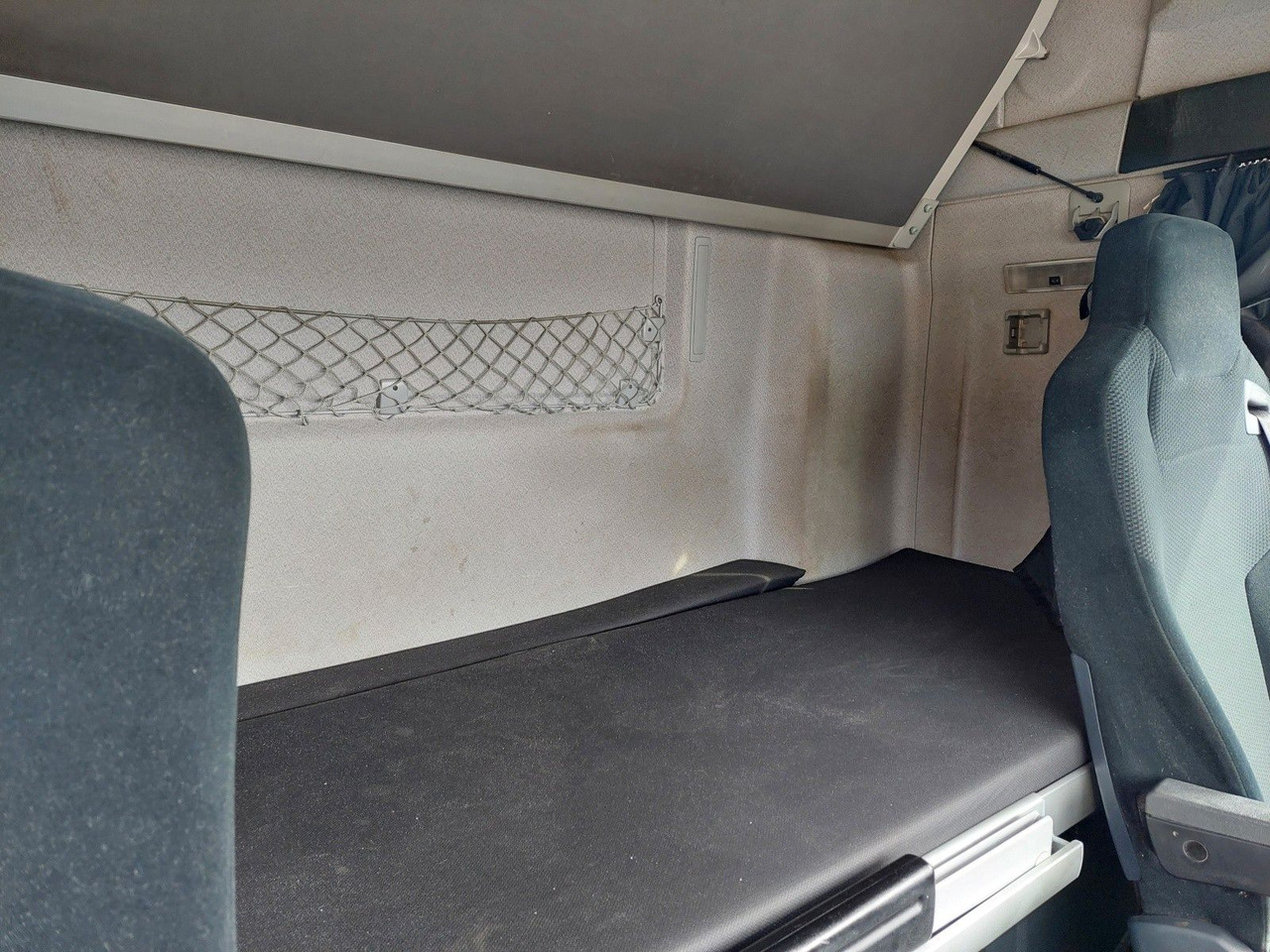 Tractor unit MAN TGX 18.480 4x2 LLS-U: picture 13