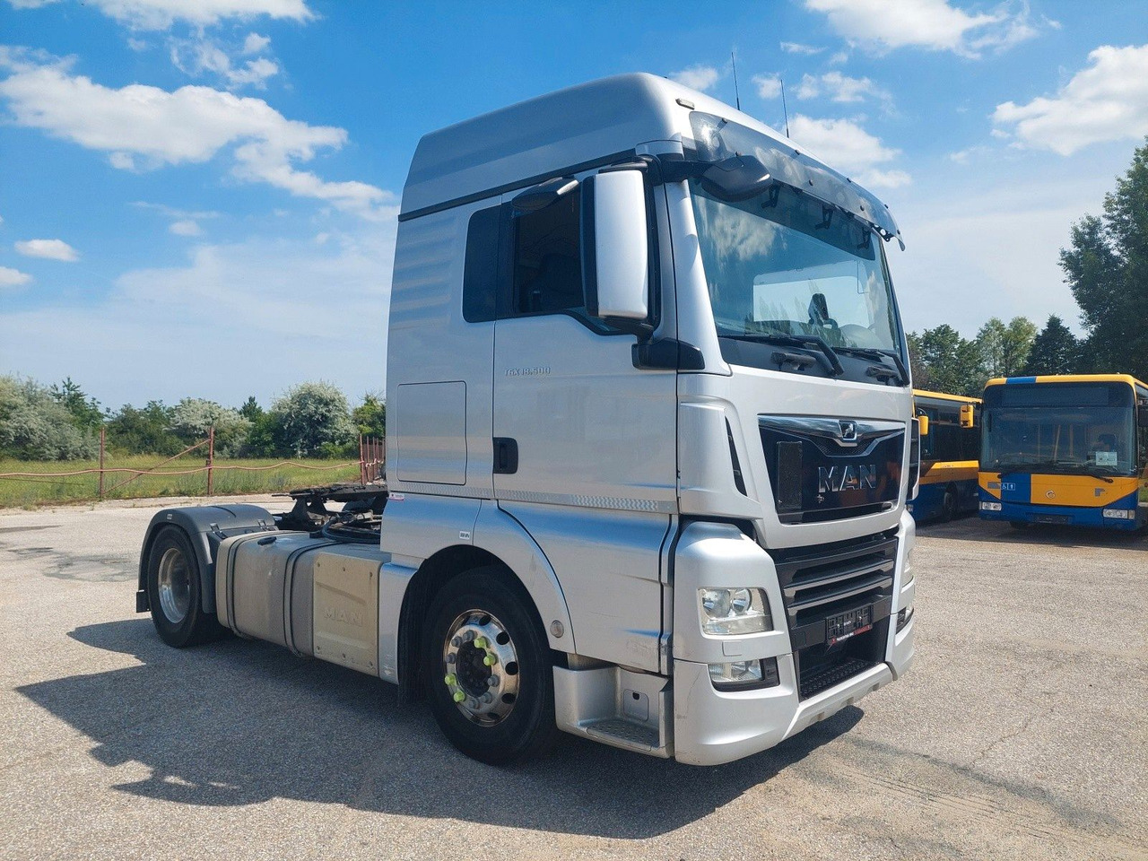 MAN TGX 18.500 4X2 BLS Kipphydraulik TOP AUsstattung - Tractor unit: picture 2 MAN TGX 18.500 4X2 BLS Kipphydraulik TOP AUsstattung - Tractor unit: picture 2