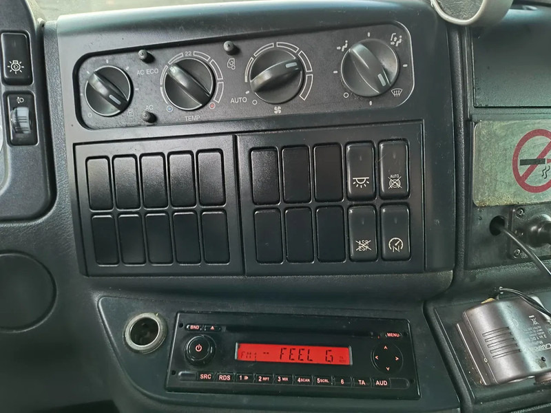 Refrigerator truck MAN TGM 18.250 2 COMP THERMOKING - 2000KG DHOLLANDIA: picture 11