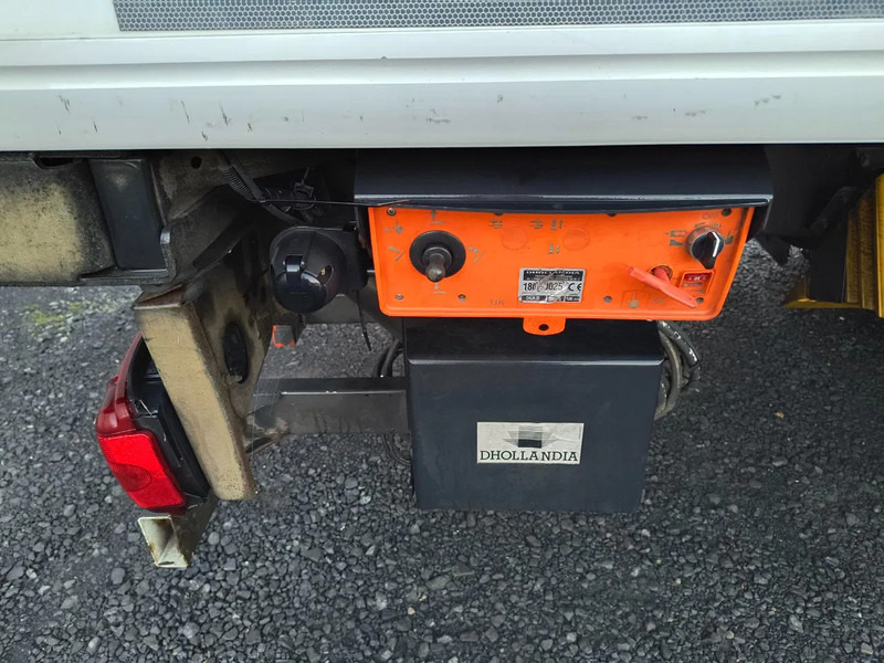 Refrigerator truck MAN TGM 18.250 2 COMP THERMOKING - 2000KG DHOLLANDIA: picture 15